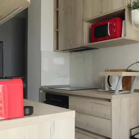 Appartement Maja - 170m Od Plaze