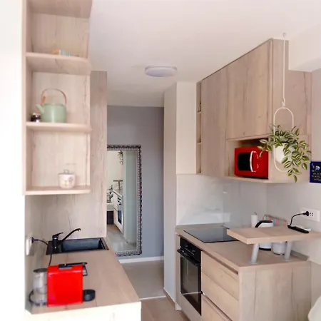 Maja - 170m Od Plaze * Porec