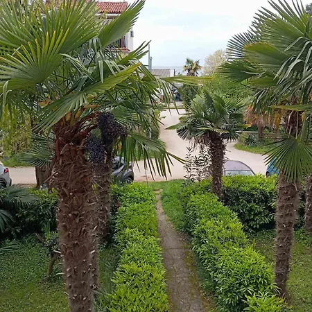 Maja - 170m Od Plaze Poreč