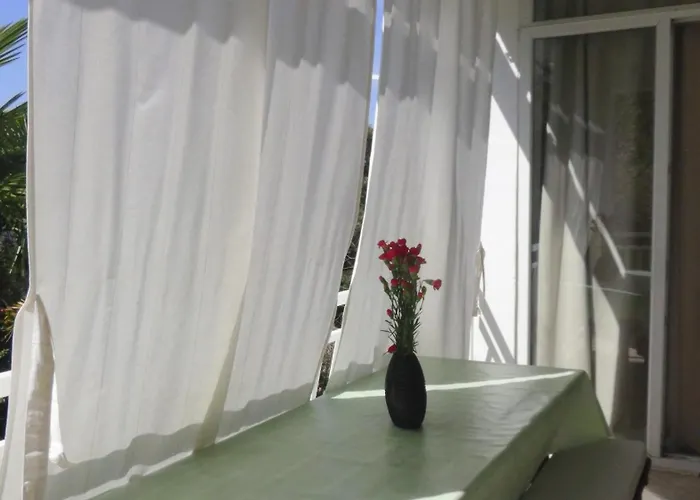 Maja - 170m Od Plaze 아파트 포레치